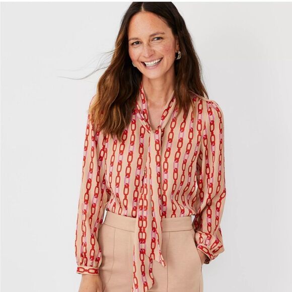 Ann Taylor Front Tie V Neck Pull over Blouse Chain link Design NWOT SZ SP - Picture 1 of 8